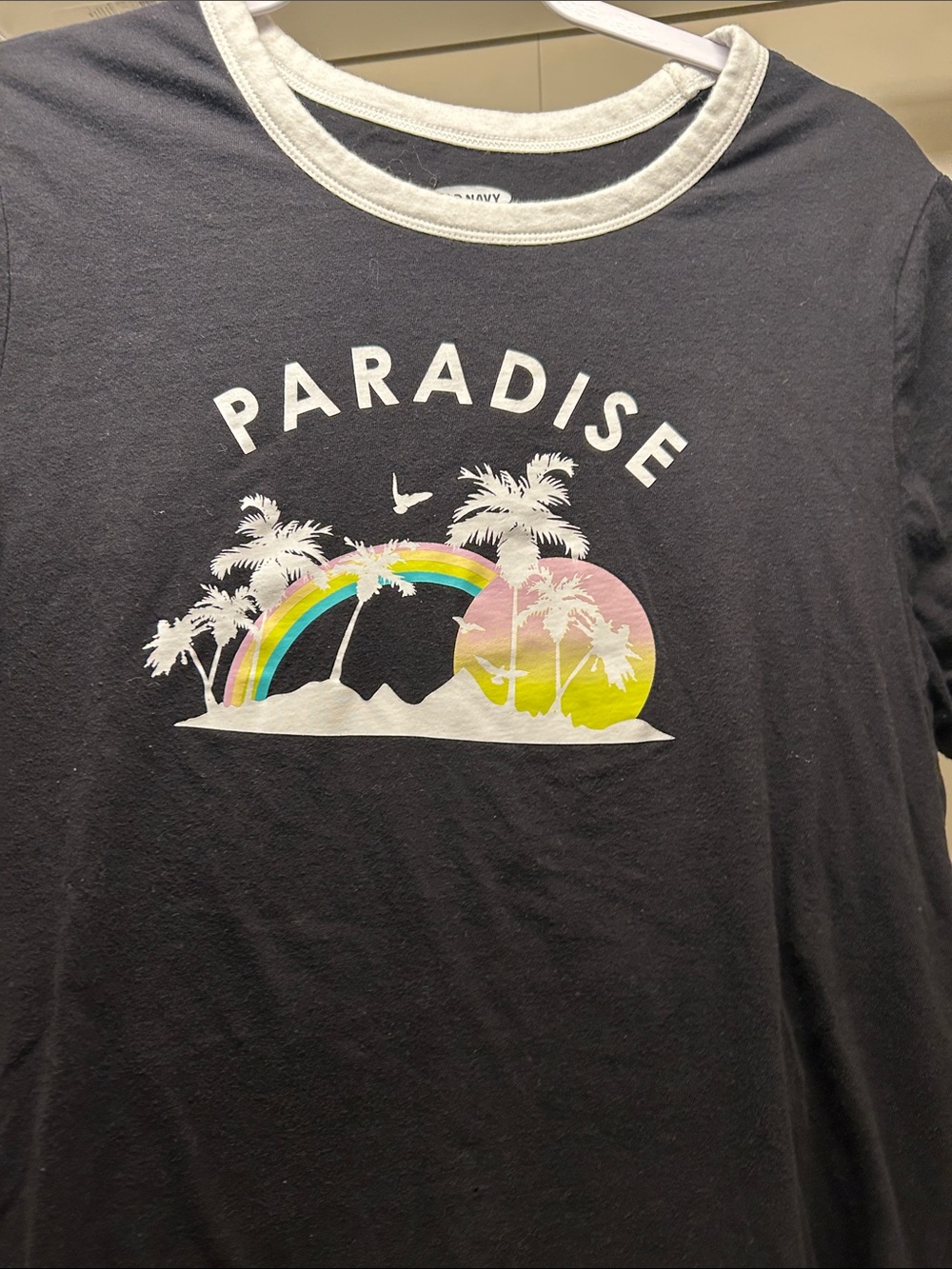 Old Navy Ringer Tee Size Large - Picture 3 of 4